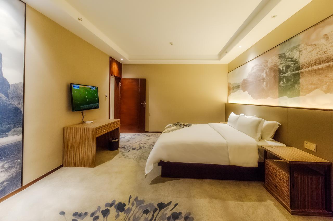 Manhatton Hotel Guilin North Railway Station Dış mekan fotoğraf