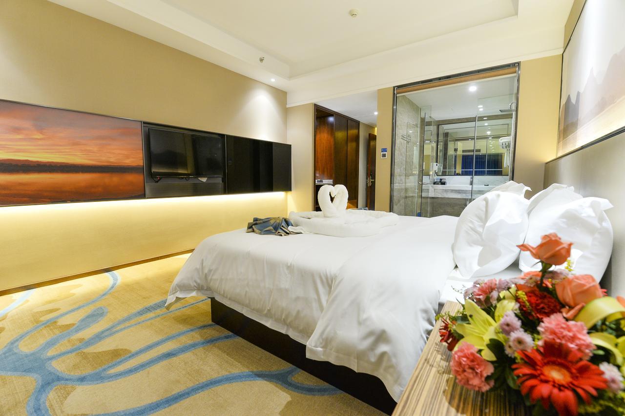 Manhatton Hotel Guilin North Railway Station Dış mekan fotoğraf