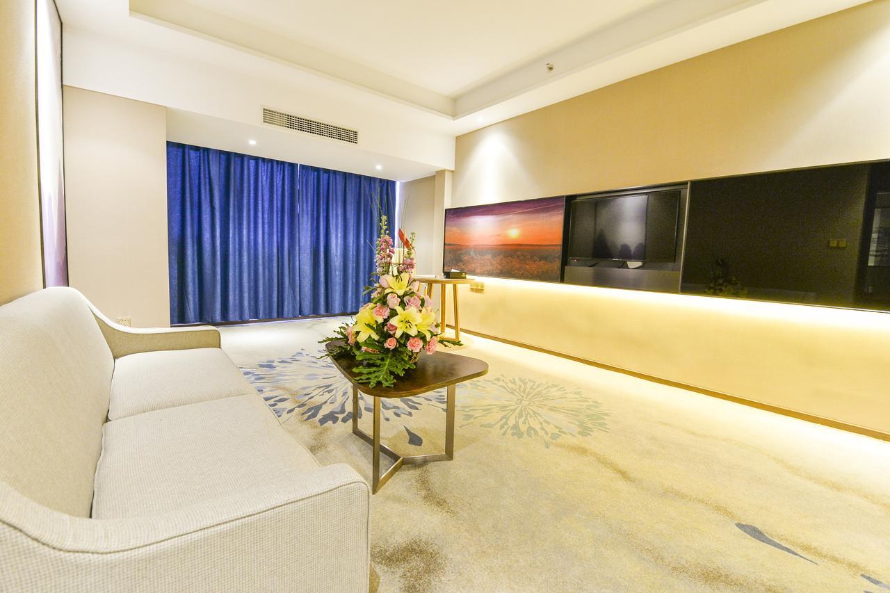 Manhatton Hotel Guilin North Railway Station Dış mekan fotoğraf
